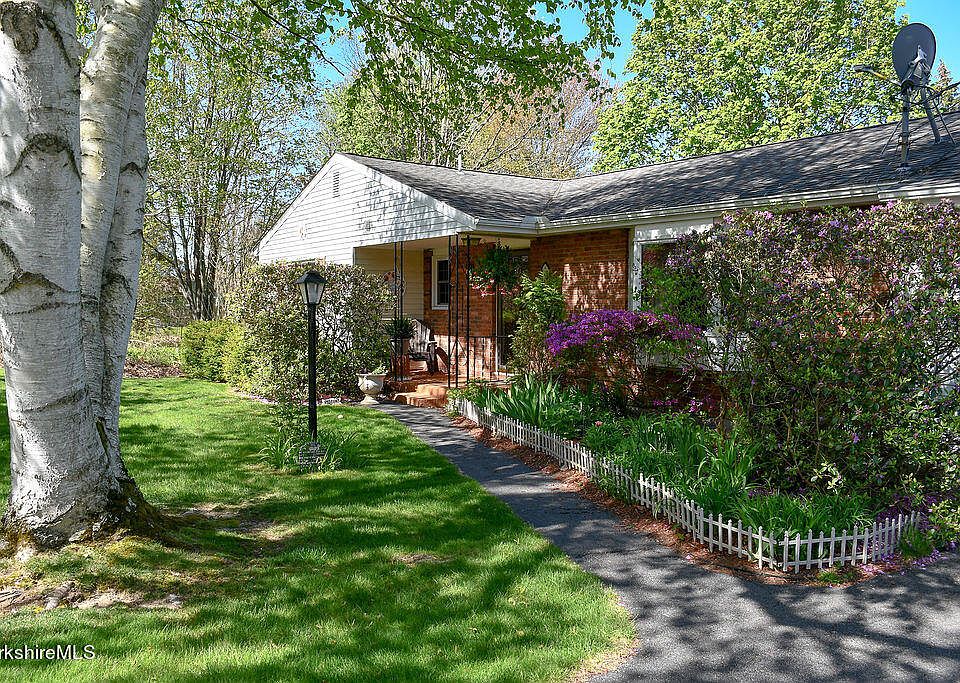 15 Michael Dr, Claverack, NY 12513 Zillow