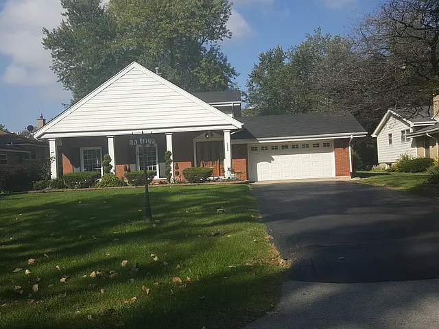 20336 Fairfield Ave photo 1