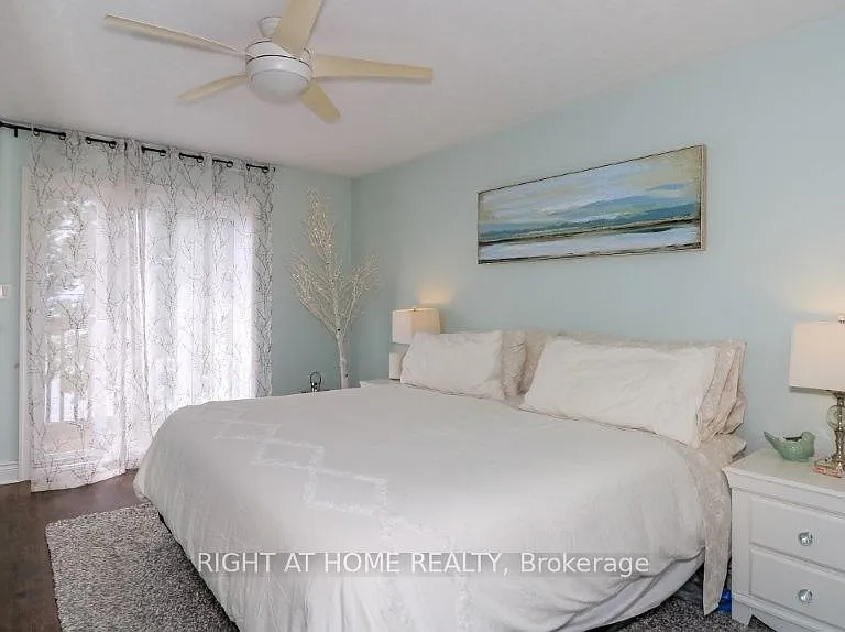 43 Olive Cres #201 — Photo 23