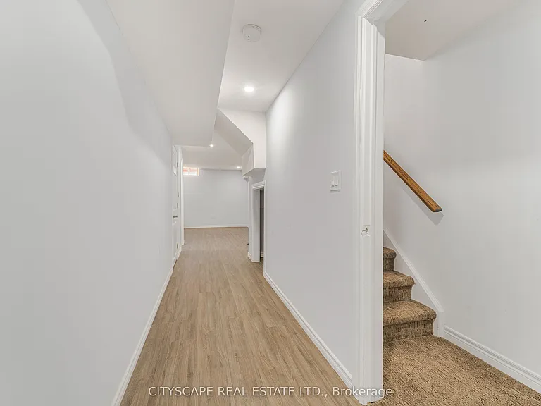 14 Redcedar Cres — Photo 27