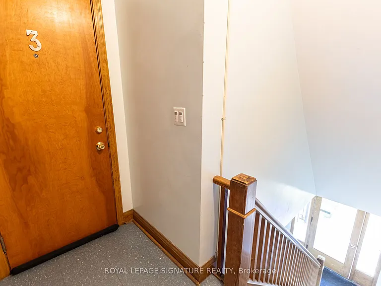 855 Simcoe St N #3 — Photo 8
