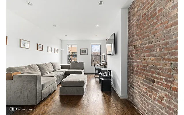 Rented by Douglas Elliman | media 10