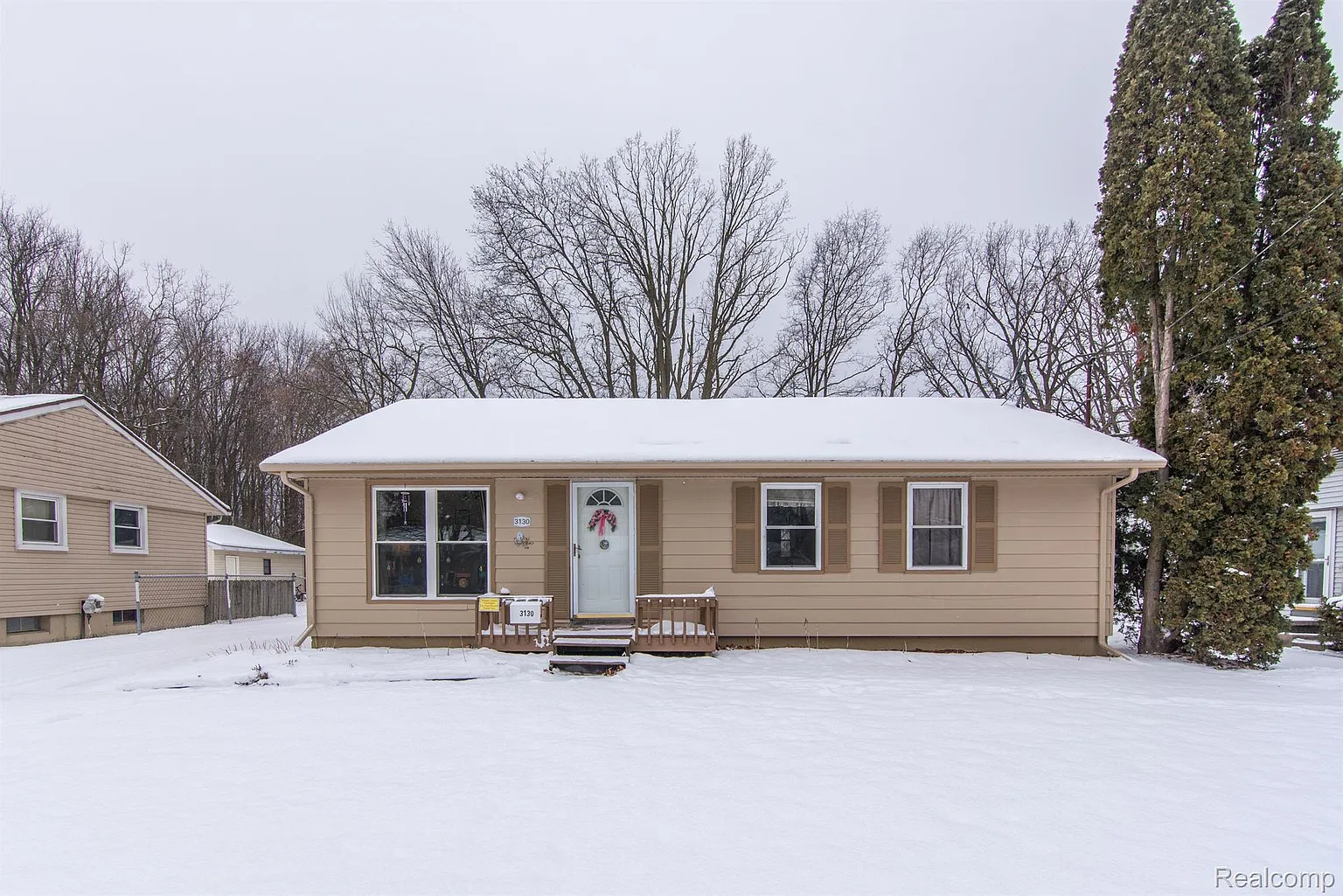 3130 Sunderland Rd photo 1