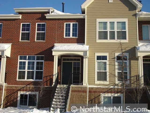 1st image of 8144 Oakview Lane N