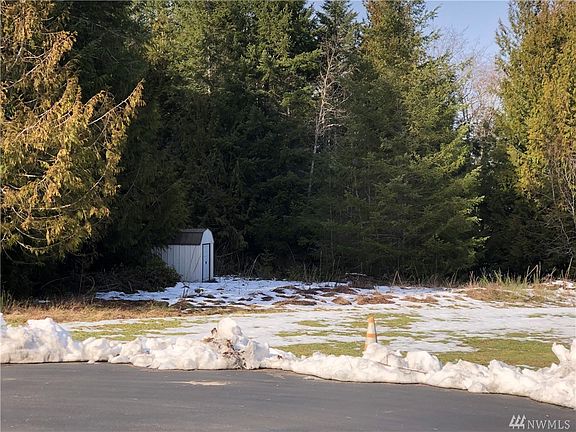 5th image of 4872 Aviator Ln NW