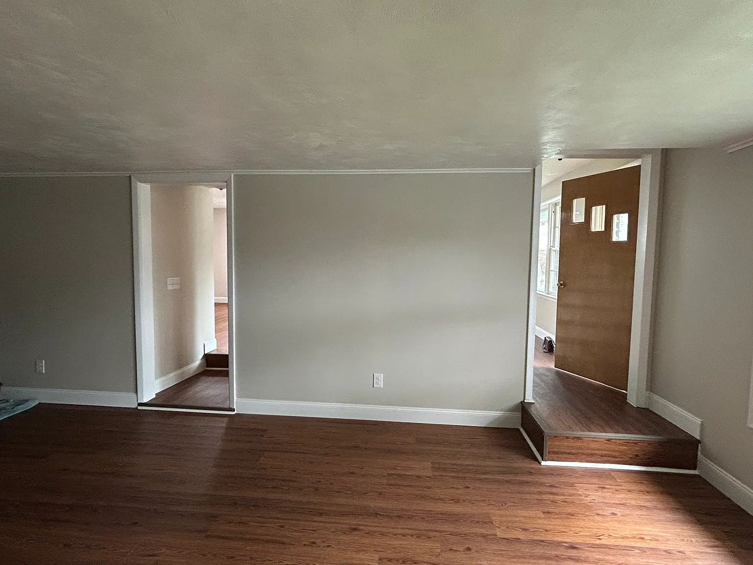 3 bed, 1360 sqft, $2,650 — Photo 4