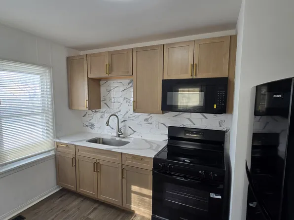 2767 Azelda St, Columbus, OH 43211