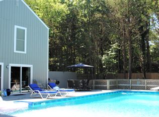 6 Orchard Ln, East Hampton, NY 11937