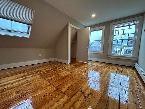 5th image of 31 Emerald St #11423028