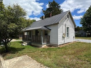 2725 Urban St, Winston Salem, NC 27107