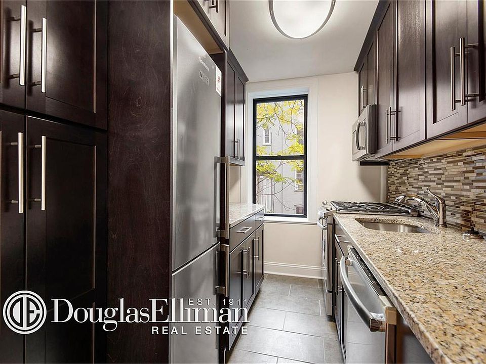 1st image of 414 W 44th St APT 2E
