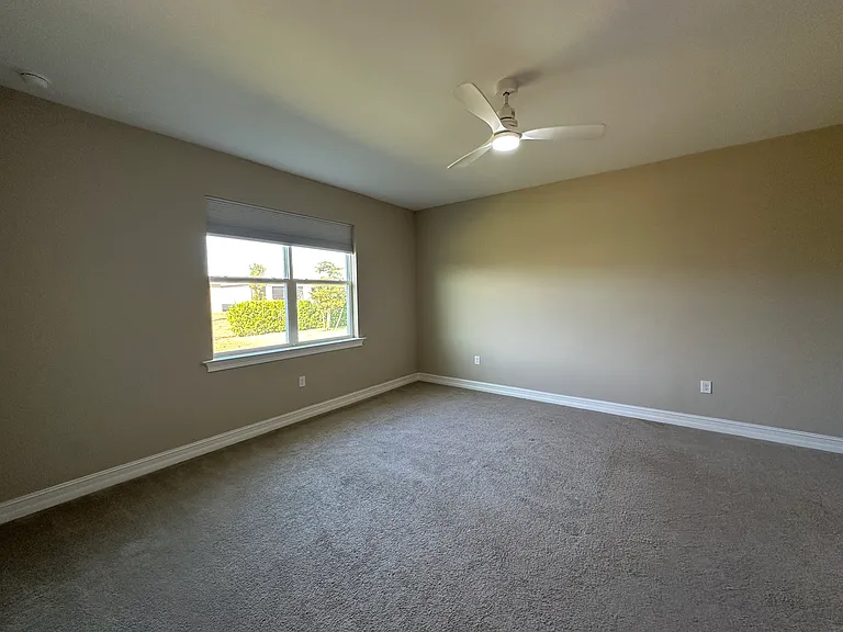 440 Coral Reef Pl — Photo 15
