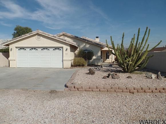 1st image of 817 S Laguna Ave