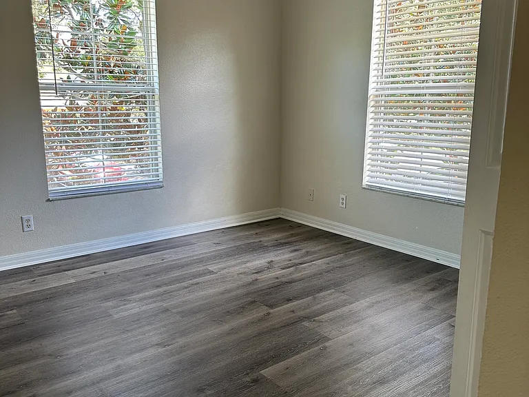 218 Draw Bridge Ln — Photo 33