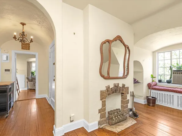 38-30 Douglaston Parkway image 2 of 15