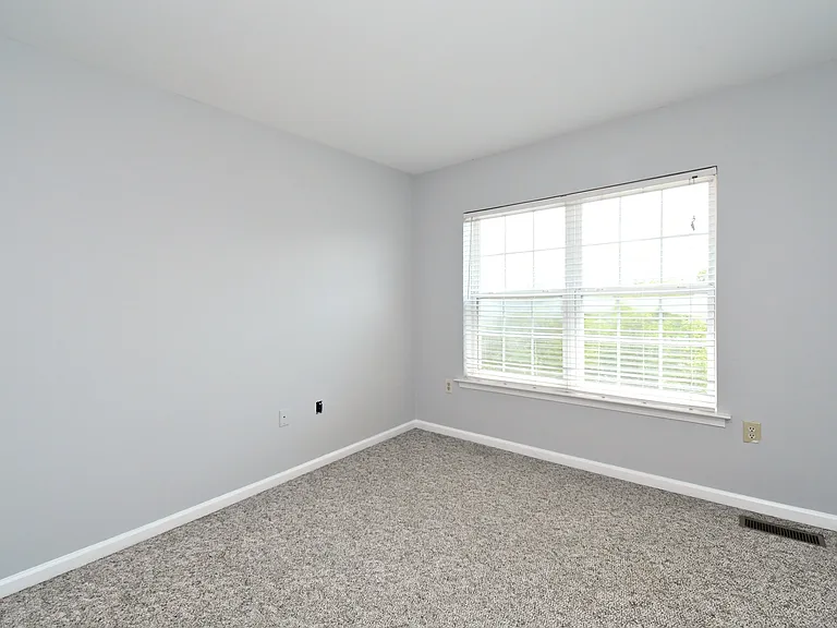 1028 Balley Dr — Photo 30