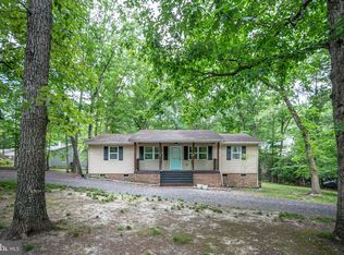 100 Creekside Dr, Locust Grove, VA 22508