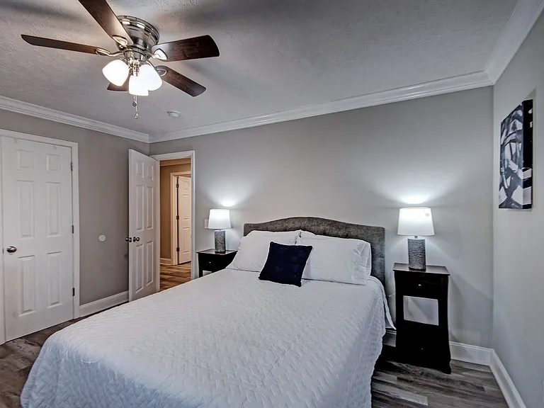105 Sunset Dr — Photo 21