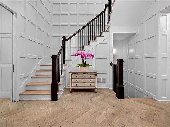 3rd image of 3303 Habersham Rd NW