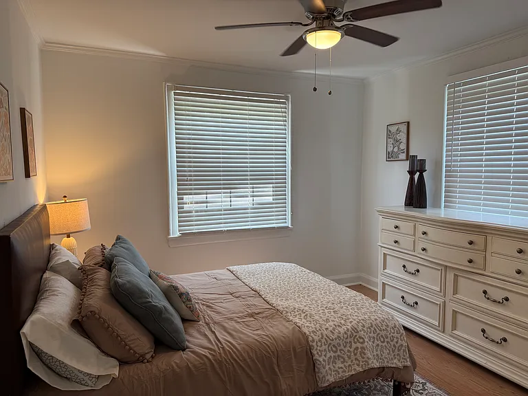 1607 Litton Ave — Photo 15