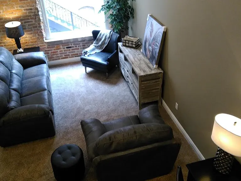114 E University St #10 — Photo 14