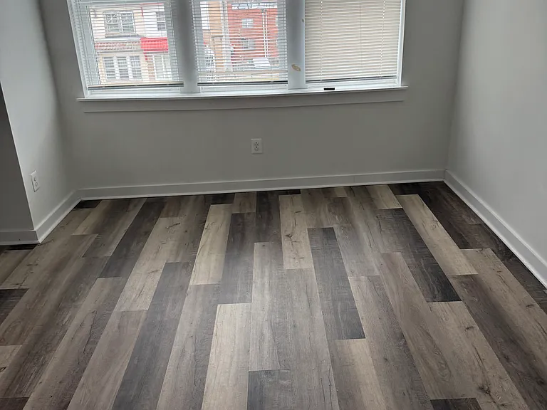5942 Warrington Ave — Photo 8