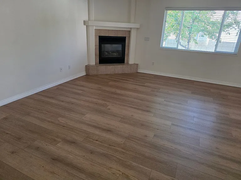 2489 Lake Park Dr #A — Photo 8