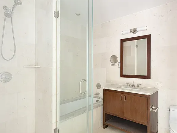 100 Riverside Boulevard image 5 of 6