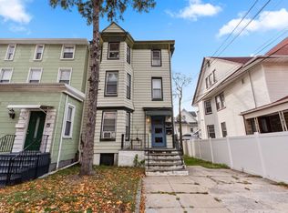 121 Lembeck Ave, Jersey City, NJ 07305