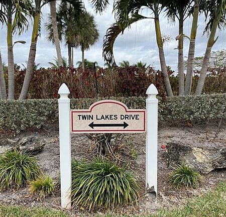 2nd image of 10024 Twin Lakes Dr #36