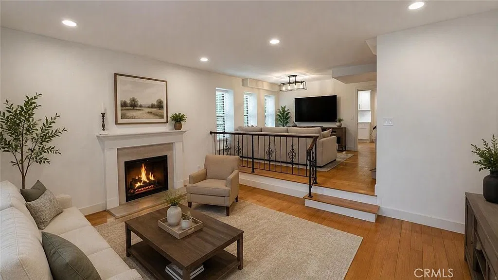 3 bed, 2.5 bath, 1500 sqft, $3,700 — Photo 1