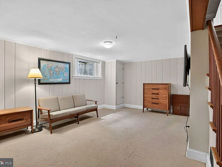 2333 Huidekoper Pl NW — Photo 19