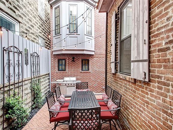 5th image of 220 E State Street