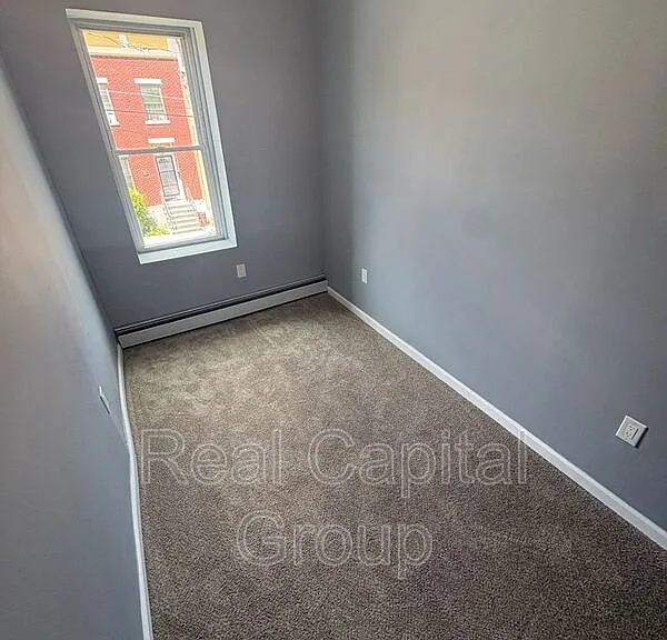 44 Alexander St #2 — Photo 5
