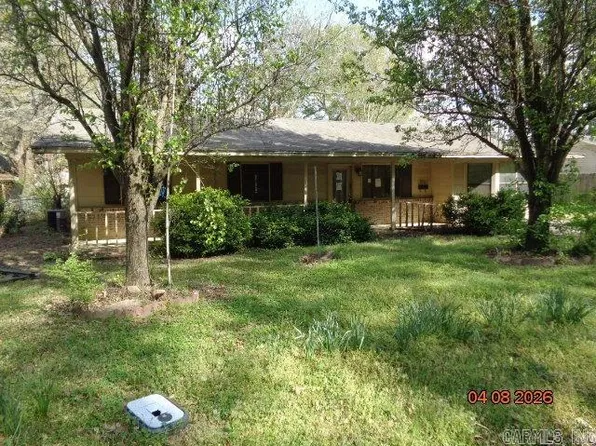 611 Fletcher Pl, Lonoke, AR 72086