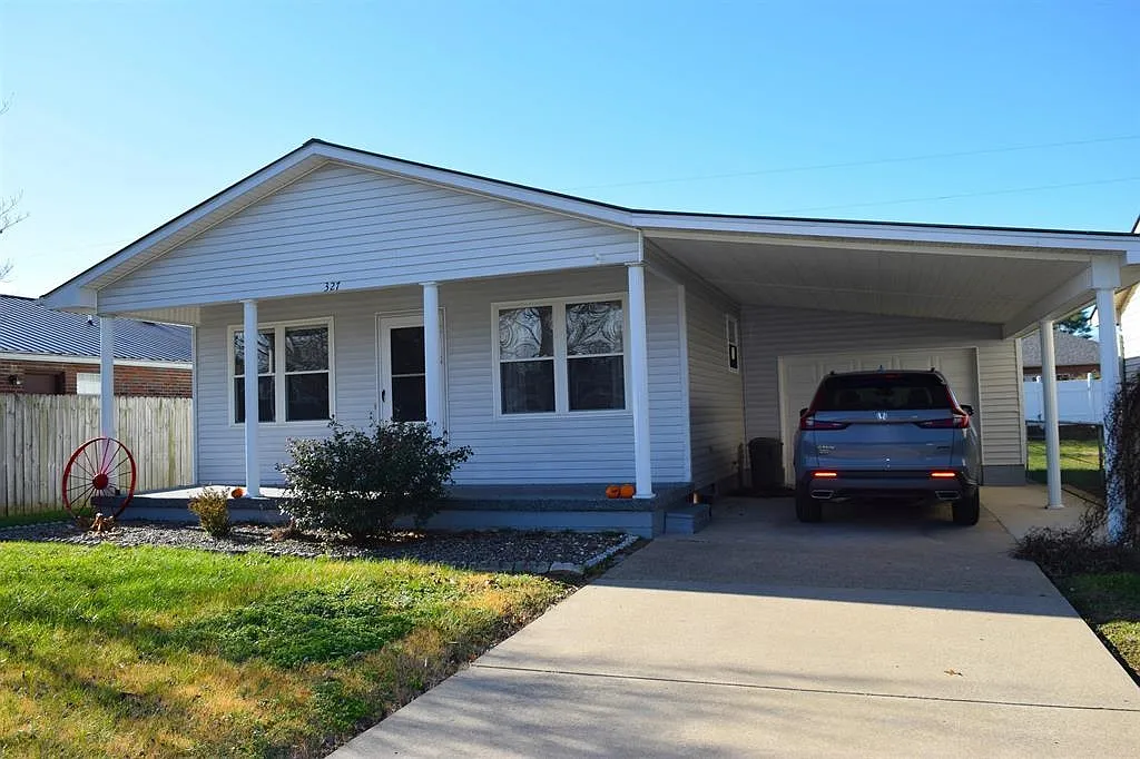327 Township Road 1110 photo 1