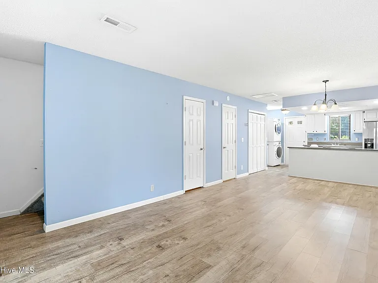 102 Country Club Villa Dr #1 — Photo 5