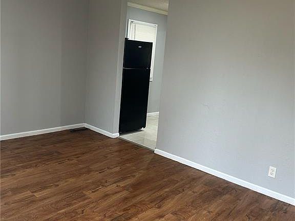 4th image of 5132 Skiles Ave
