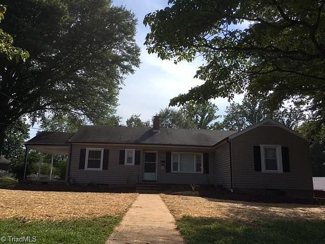 1st image of 920 Long Dr