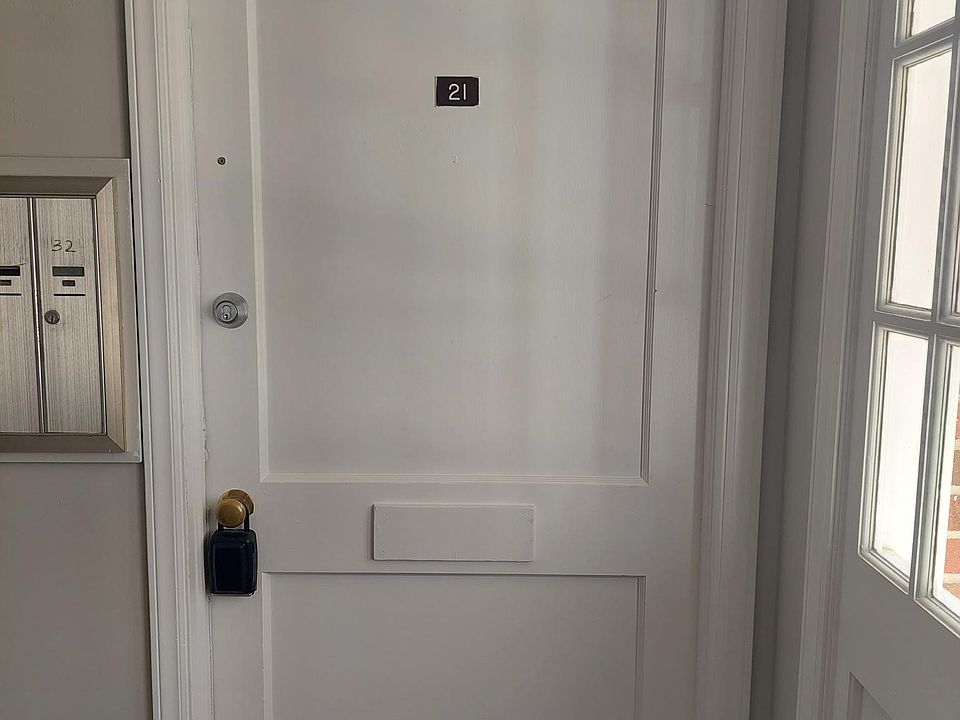 1st image of 208 N Morse Ave #21
