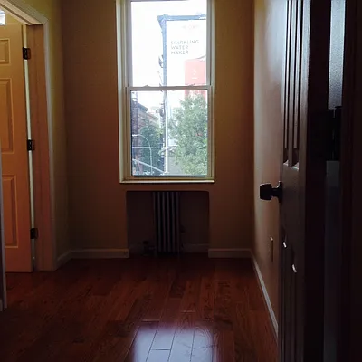 Rented by Landmark Real Estate | media 32