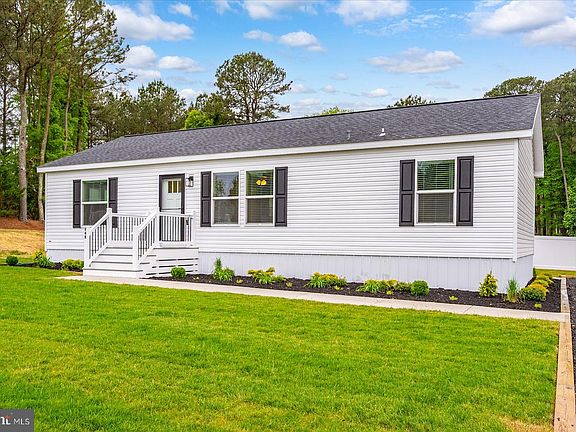 3rd image of 10323 Henry Rd #24B