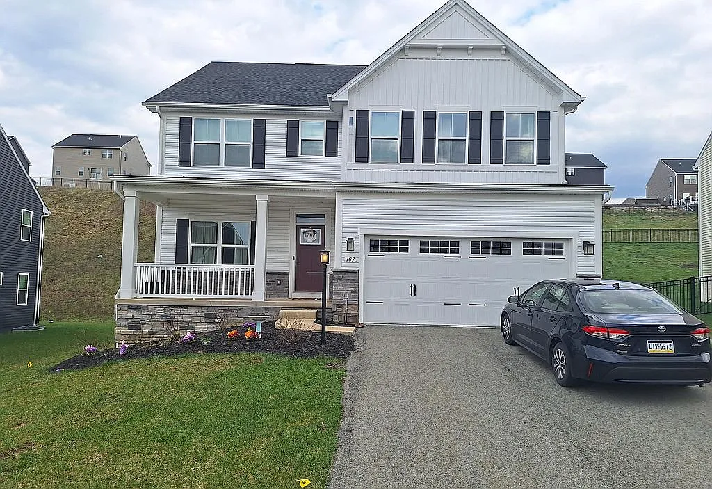 109 Marquis Dr photo 1