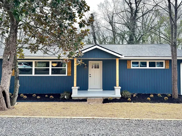 123 W Bryn Mawr Cir, Oak Ridge, TN 37830