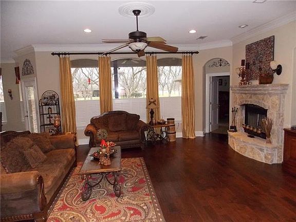 3rd image of 8745 S Monticello Cir