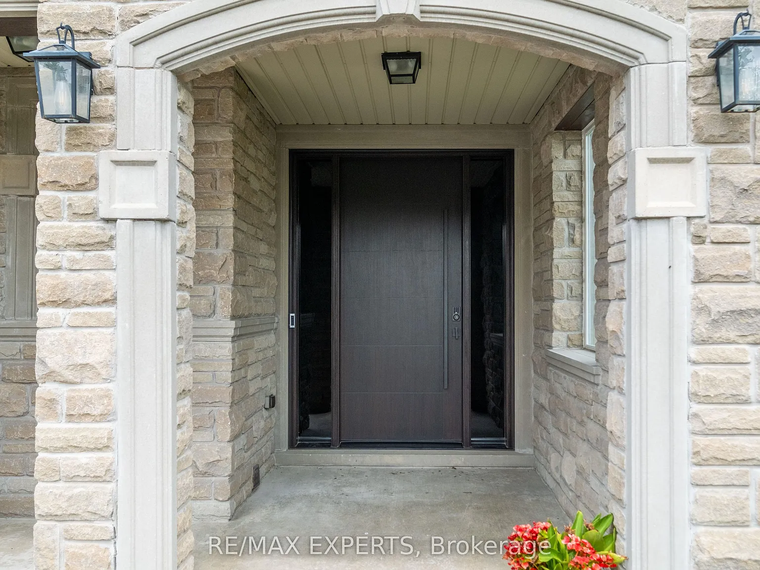 4 bed, $5,000 — Photo 4