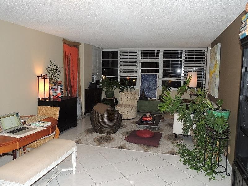 1st image of 1670 Lincoln Ct APT 3A