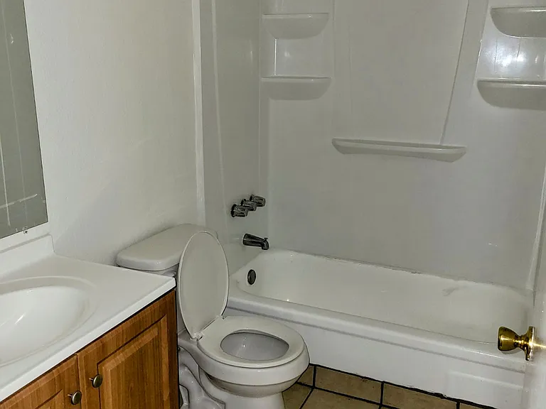 Orchard Court apartments — Photo 5