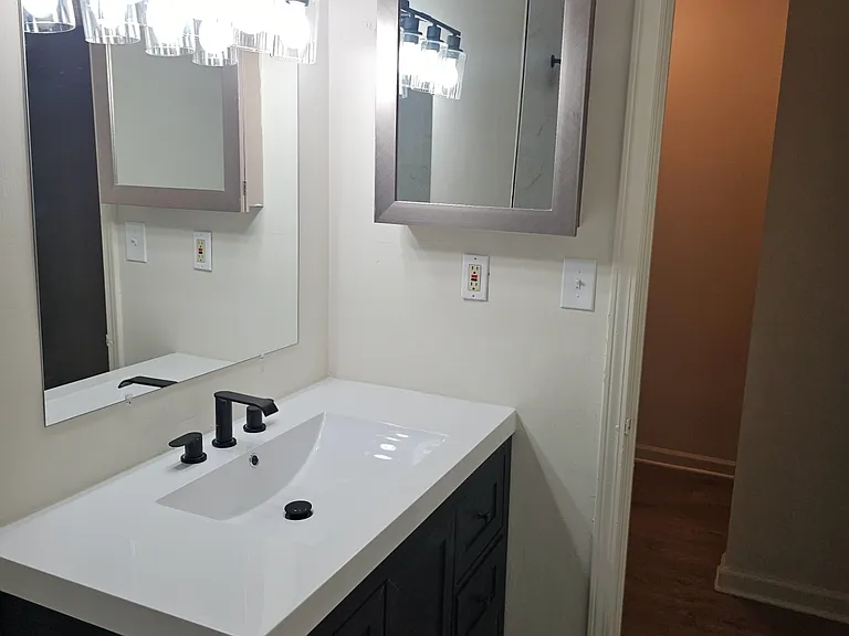 490 S Jeff Davis Dr #B — Photo 24