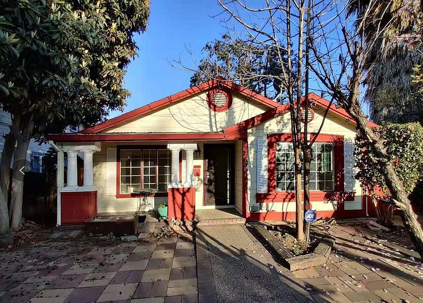 1st image of 608 Minor Ave